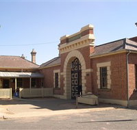 Old Wentworth Gaol - Accommodation Guide