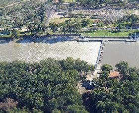 Lock 10 And Weir - Accommodation Guide 2