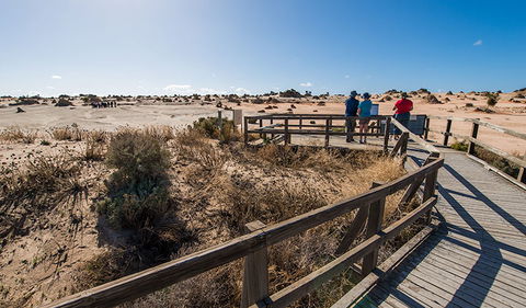 Walls Of China - Accommodation Guide 1