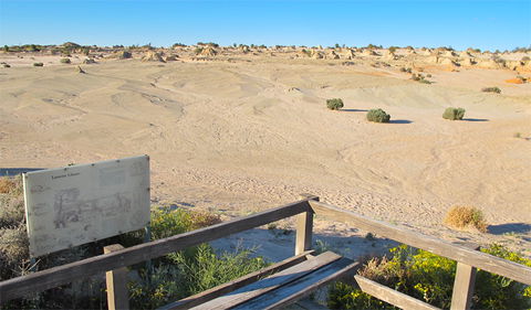 Walls Of China Viewing Platform - Accommodation Guide 0