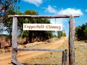 Copperfield Store, Chimney And Cemetery - Accommodation Guide 2