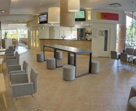 Finz Restaurant And Bar - Accommodation China 1