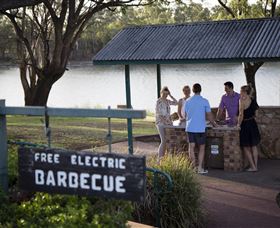 St George Riverbank Walkway - Accommodation Guide 2