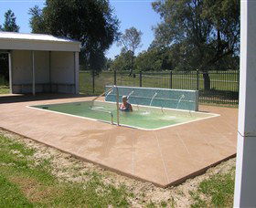 Mungindi Hot Pool - Accommodation China 0