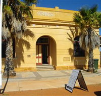 Cue Community Resource Centre - Accommodation Guide