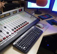 Peak Hill FM Community Radio Station - Accommodation Guide