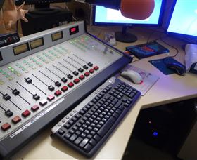 Peak Hill FM Community Radio Station - Accommodation Guide 0