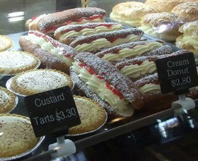 Strathy Hot Bread - Accommodation China 1