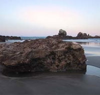 Smalleys Beach - Accommodation Guide