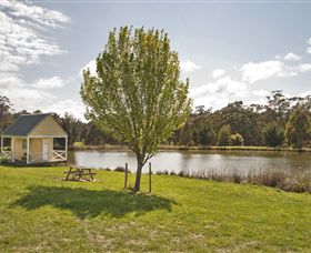 Barcaldine House - Accommodation Guide 1