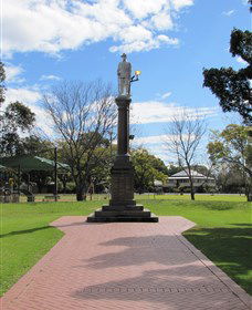 Goondiwindi War Memorial - Accommodation Asia 1