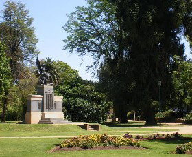 Cameron Park - Accommodation China 1