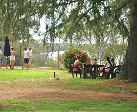 Lake Moodemere Estate - Accommodation Guide 3