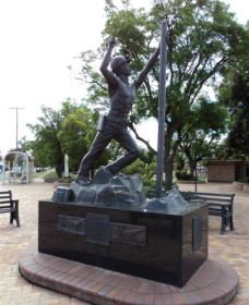 Miners Memorial Statue - Accommodation Asia 0