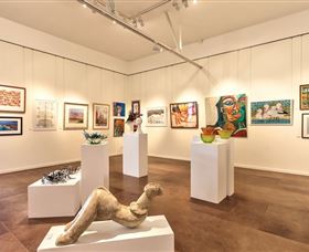 GIGS - Gateway Island Gallery And Studios - Accommodation Guide 2