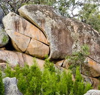 Frog Rock - Accommodation Asia