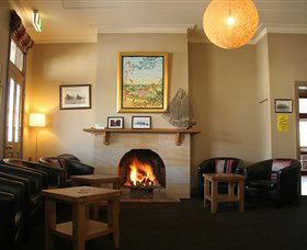 Gerry's @ The Commercial Hotel - Accommodation Guide 5