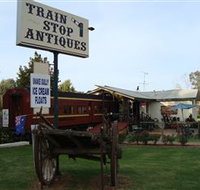 Train Stop Antiques - Accommodation China