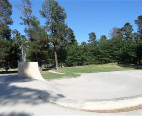 Fadden Pines Playground - Accommodation Guide 1