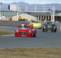 Wakefield Park Motor Racing Circuit