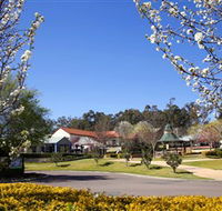 Hunter Valley Gardens Shopping Village - Accommodation Asia