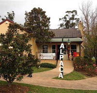 Australian Alpaca Barn - Hunter Valley Gardens - Accommodation Asia