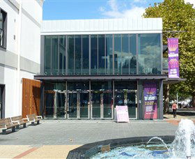 Wollongong Town Hall - Accommodation Asia 1