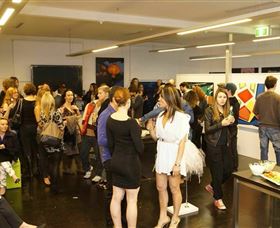 Bondi Art Lounge - Accommodation Guide 0