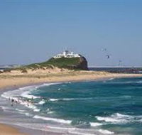 Nobbys Beach - Accommodation Guide