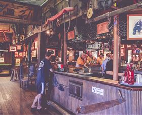 The Pub With No Beer - Accommodation Guide 4