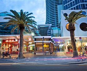 Cavill Lane - Accommodation China 1