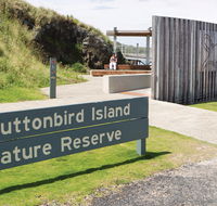 Muttonbird Island Outdoor learning space - Accommodation Asia