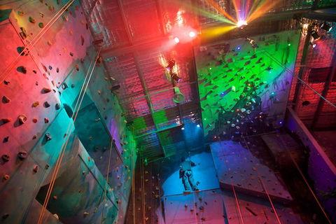 Centre Of Gravity - Accommodation Asia 5