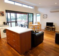 Karrak Reach Forest Retreat - Accommodation Guide