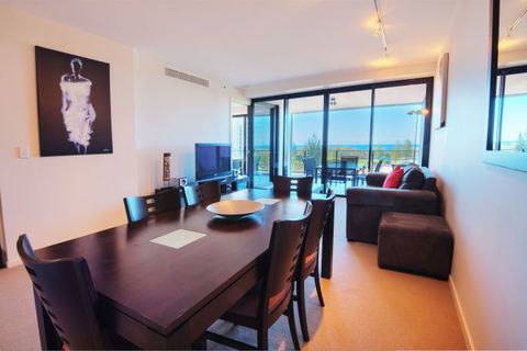 Ultra Broadbeach - Accommodation China 5