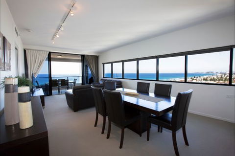 Ultra Broadbeach - Accommodation China 14