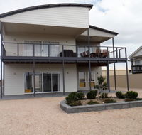 Ocean Swell - Accommodation Guide