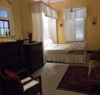 Guy House Bed and Breakfast - Accommodation Guide