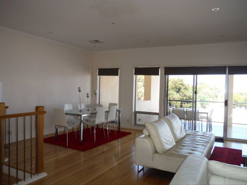 Avalon A - Accommodation China 3