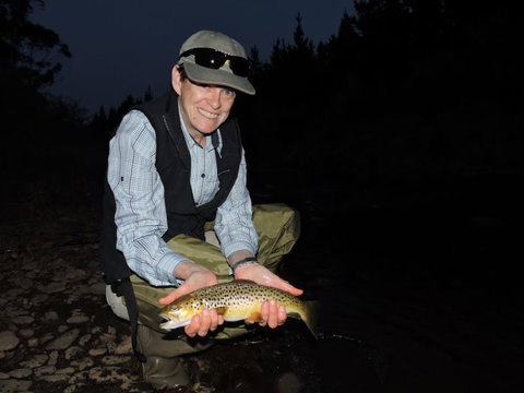 River Escapes - Accommodation Guide 0