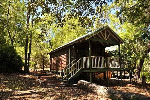 Riverglen Chalets - Accommodation Guide 0