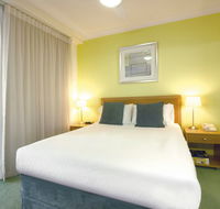 Oaks Calypso Plaza - Accommodation Guide