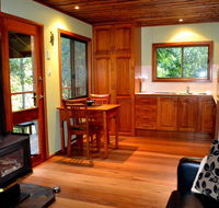 Waterfall Hideout-Rainforest Cabin for Couples - Accommodation Guide