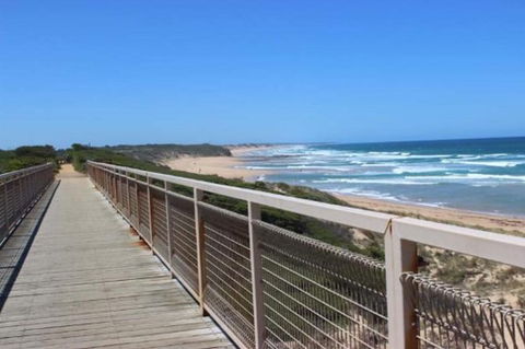 Day Tour Of Phillip Island Nature Parks & Penguins - Accommodation Asia 1