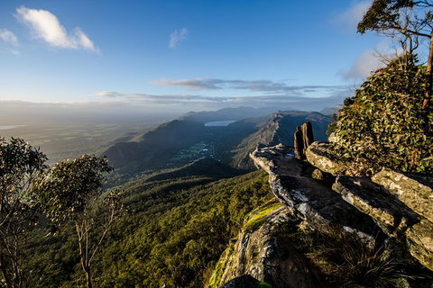 Grampians National Park With Kangaroos And MacKenzie Falls From Melbourne - Accommodation Guide 12