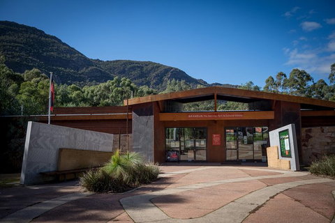 Grampians National Park With Kangaroos And MacKenzie Falls From Melbourne - Accommodation Guide 15