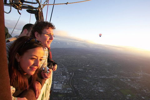 Balloon Flights In Northern Tasmania - Accommodation Guide 0