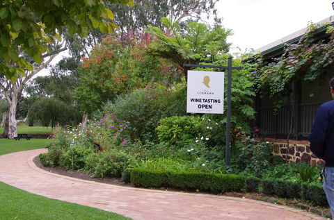 Barossa Valley Wineries Tour With Tastings And Lunch From Adelaide - Accommodation China 8