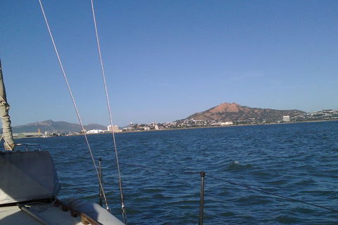 Townsville Early Morning Sailing Cruise Boat Tour - Accommodation China 0