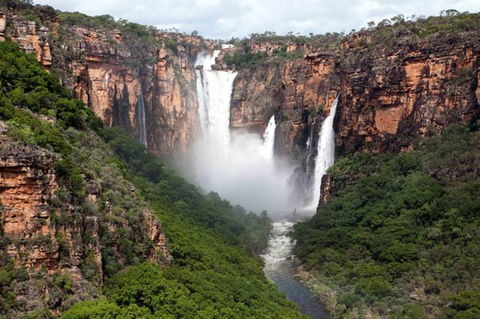 Kakadu National Park Scenic Flight & Cruise - Accommodation Guide 2